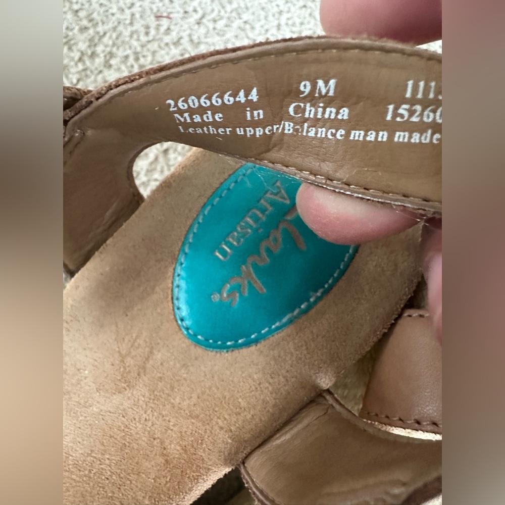 Clarks Artisan boho Teal Blue Leather Strappy Wedge Sandals 9M EUC - Picture 9 of 10